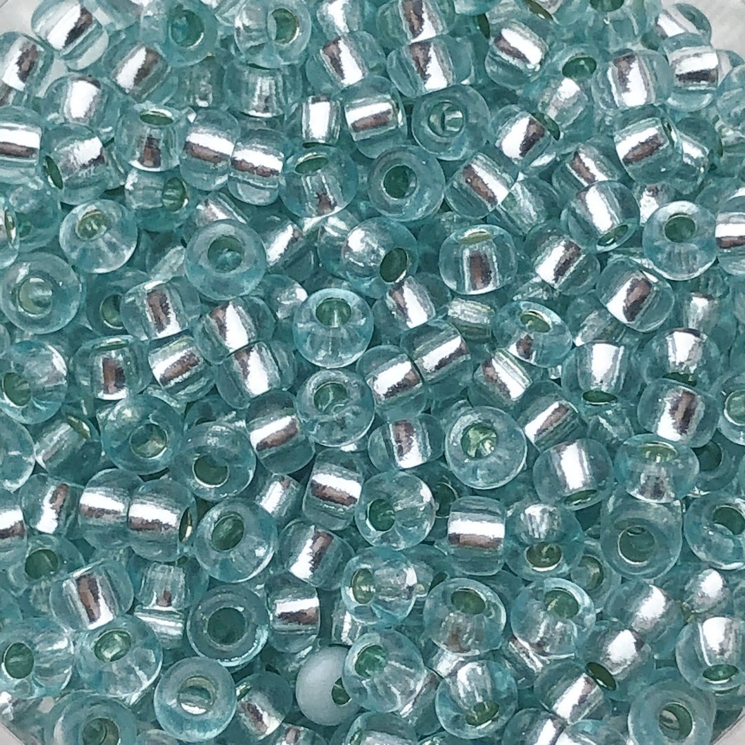 Rocailles ❖ Glasperlen aquamarine